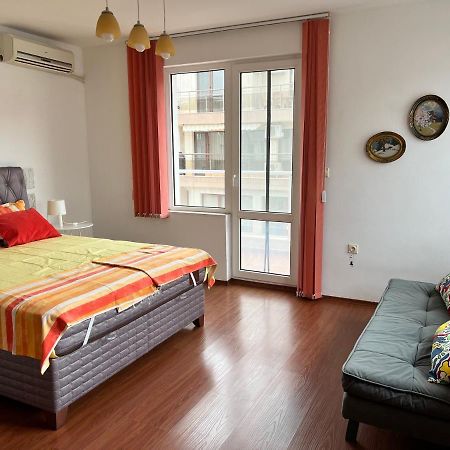 Milos Apartments Pomorie Extérieur photo