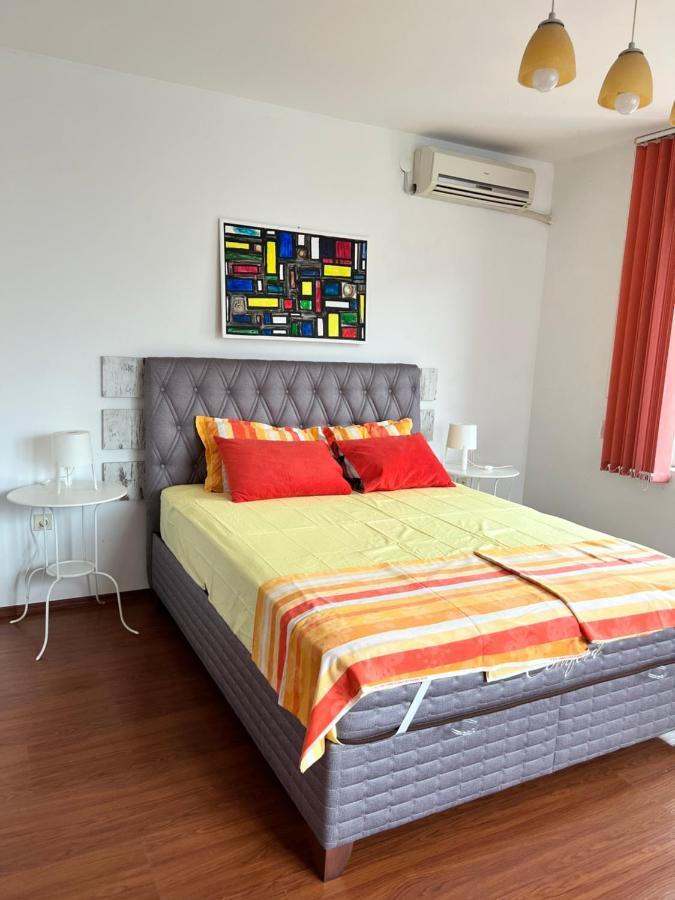 Milos Apartments Pomorie Extérieur photo
