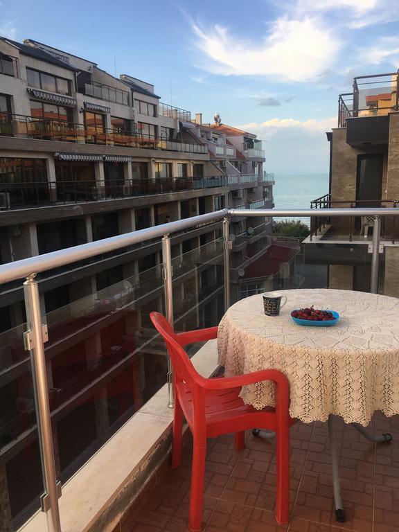 Milos Apartments Pomorie Extérieur photo