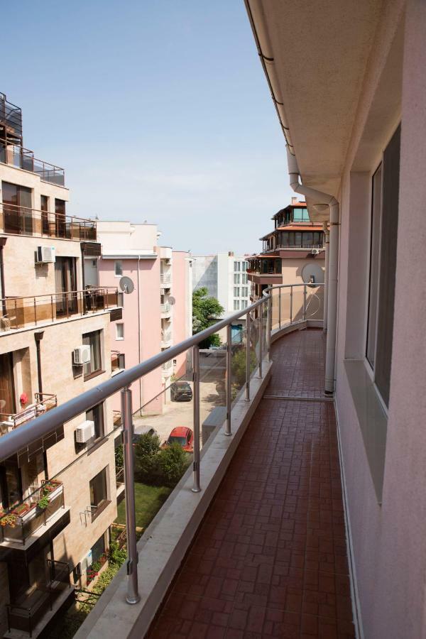 Milos Apartments Pomorie Extérieur photo