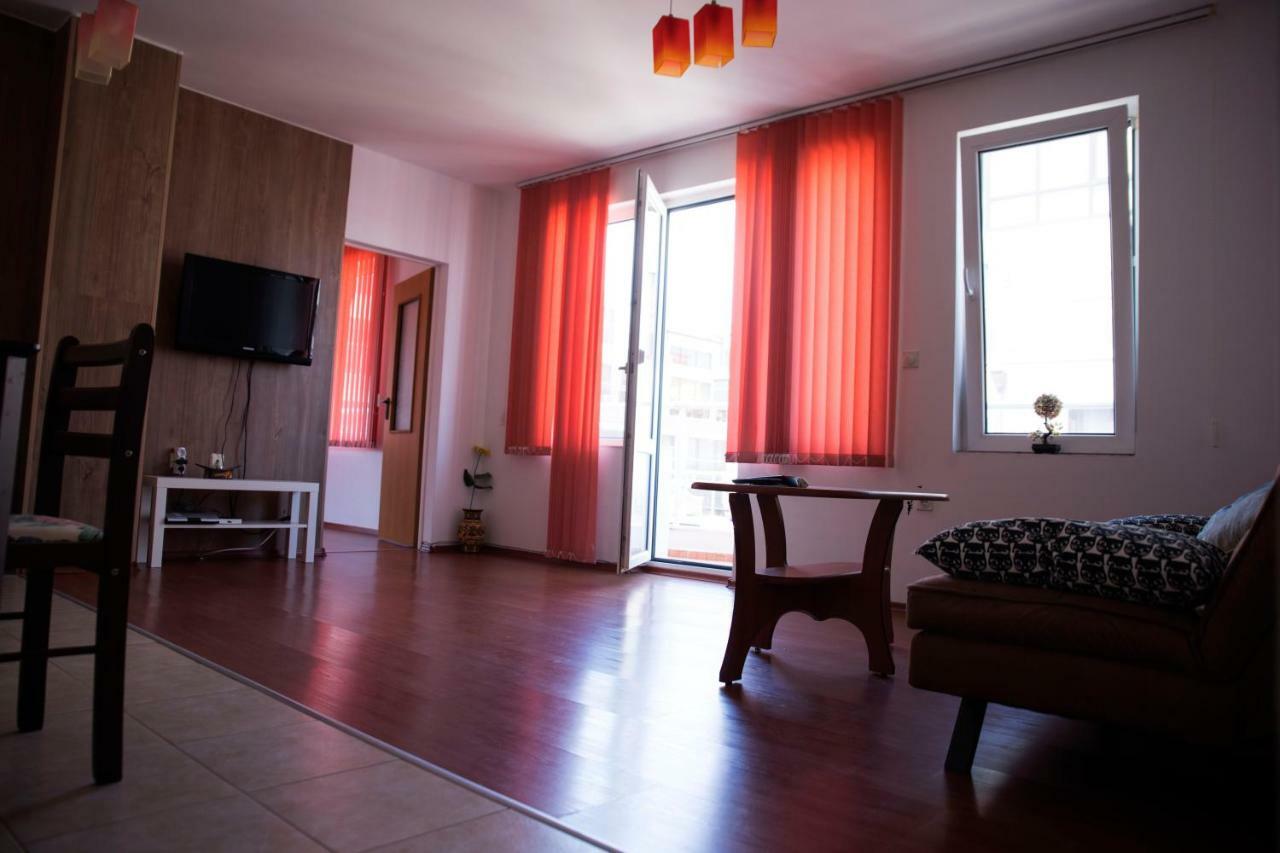 Milos Apartments Pomorie Extérieur photo